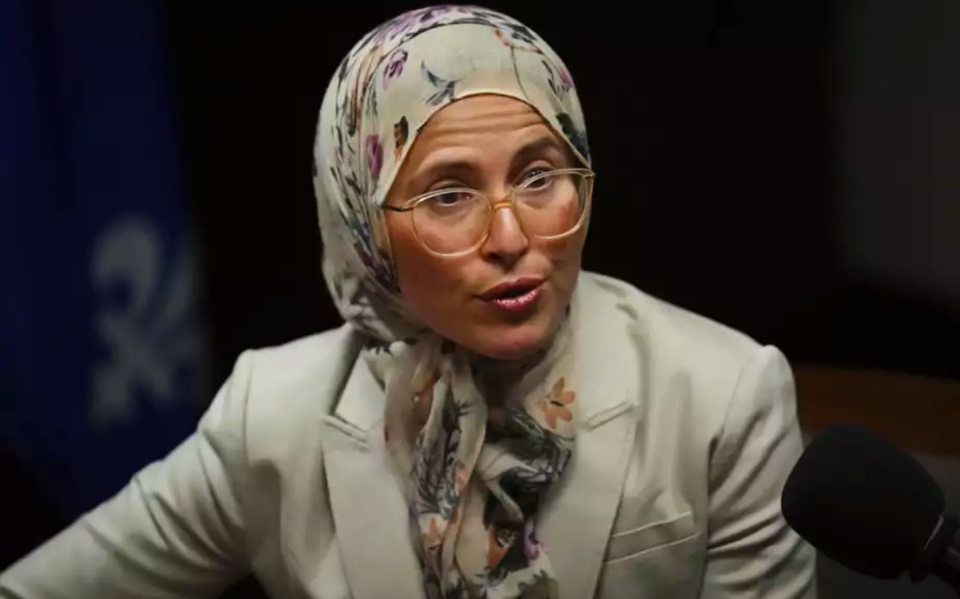 200 personnes réclament l’abolition du poste d’Amira Elghawaby