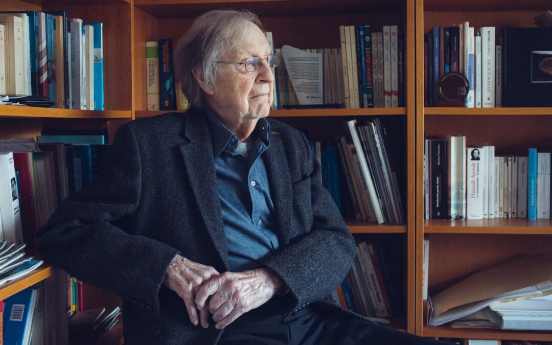 Être à l’écoute de Guy Rocher sur l’indépendance, l’éducation, la justice sociale et le pays accueillant